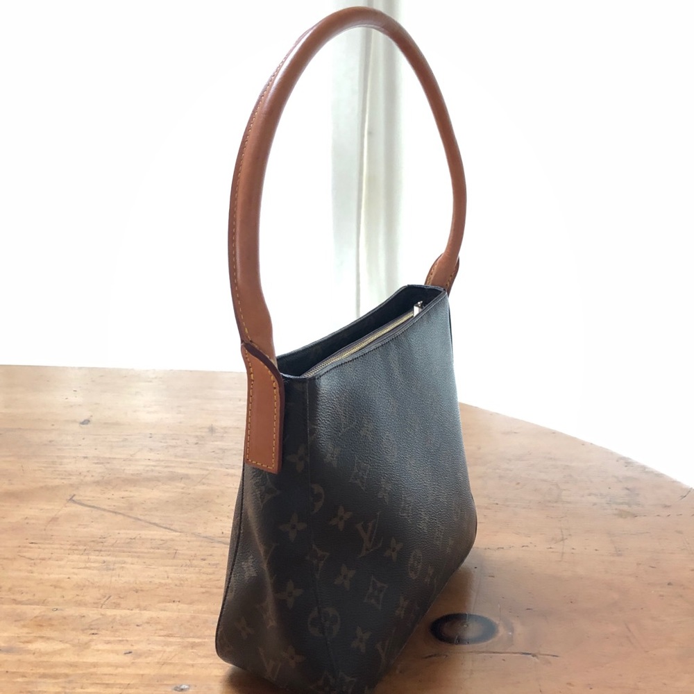 Louis Vuitton Loop Strap Handbag Like New!
